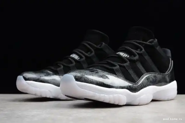 Retro 11 Jordan 528895-010 Air Low 